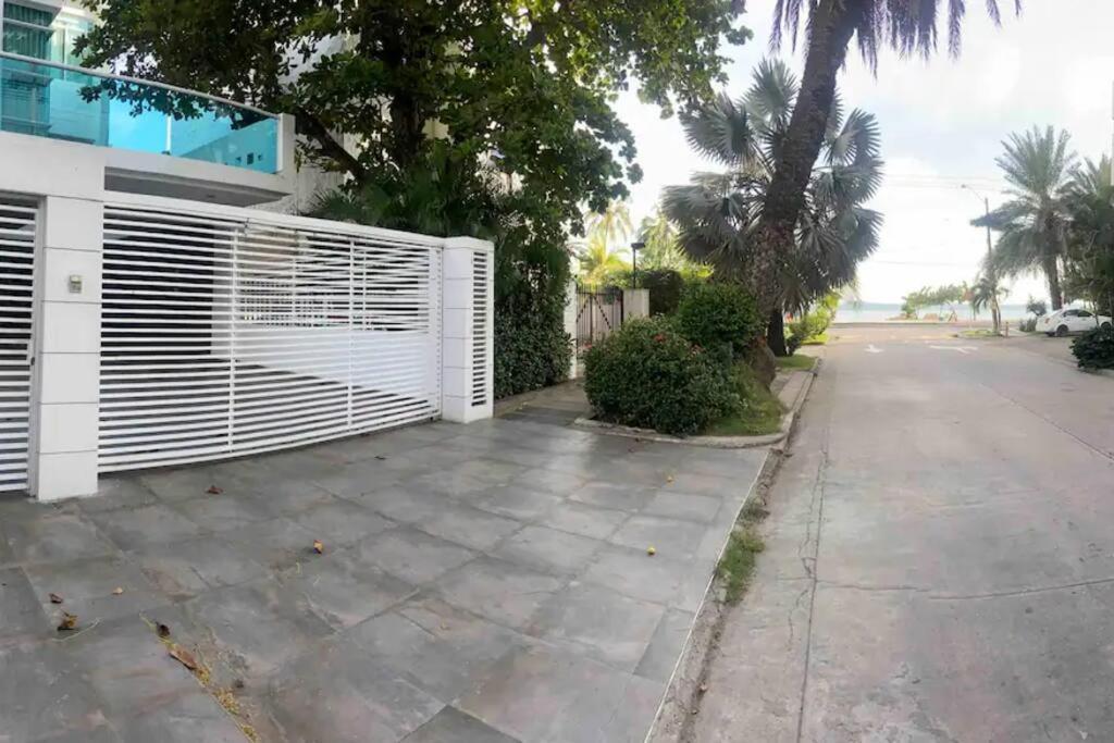 Villa Casa Vip En Cerca A La Playa *